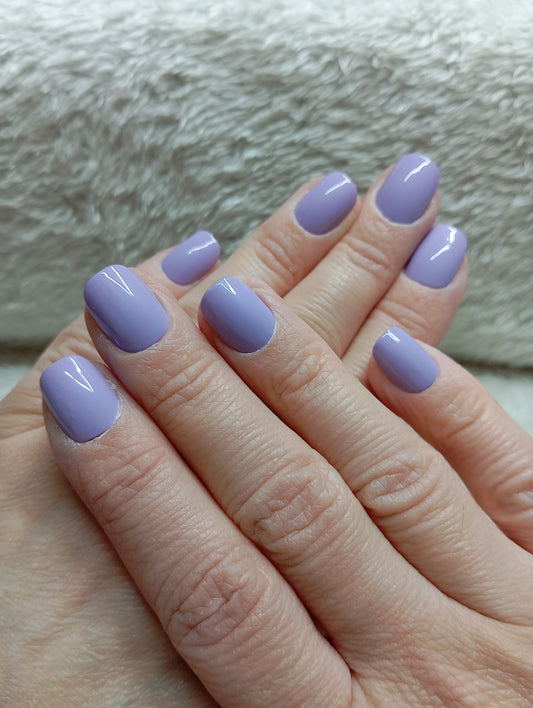 💜 Lilas Éclat – Press On Nails