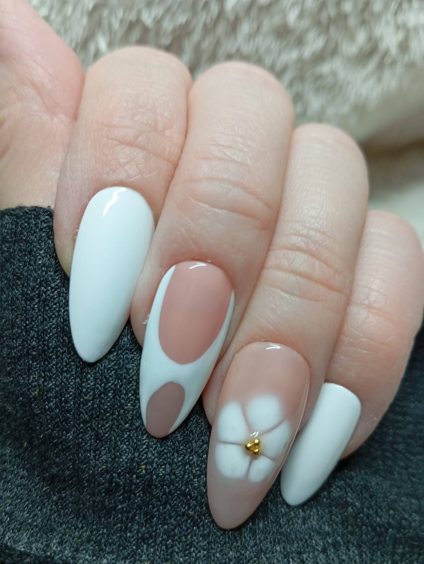 Kit Press-on Nails Blanc Marguerite Dorée