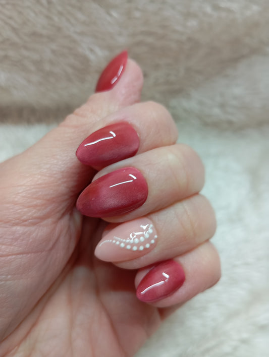 Press on Nails Rouge Perle Amande Courte | Faux Ongles Fait Main Rouge Nacré – Claé&Co