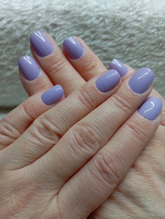 💜 Lilas Éclat – Press On Nails